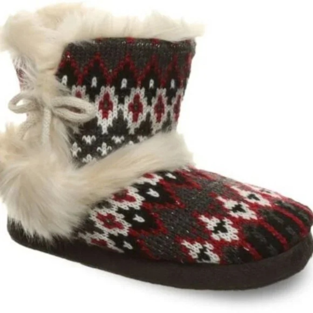 BEARPAW Kinsley Youth Slipper Boots Red Holiday Knit Faux Fur Pom Poms 2640YB XL